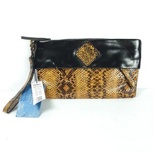NEW Simply Vera Wang Wristlet Black Yellow Snake